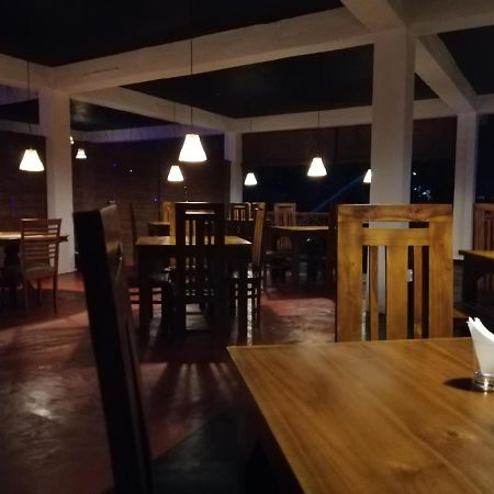 Macnara Travellers Inn Ratnapura Exterior photo